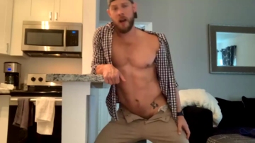 Mrsubie101  12-11-2021 video show